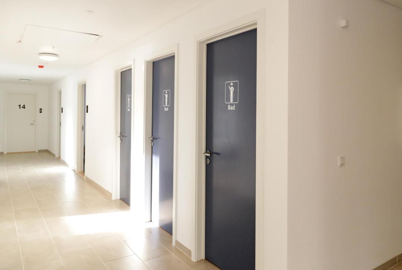 Hotel Икаст Экстерьер фото